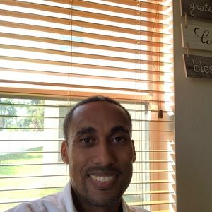 Meet your Posher, Naeem